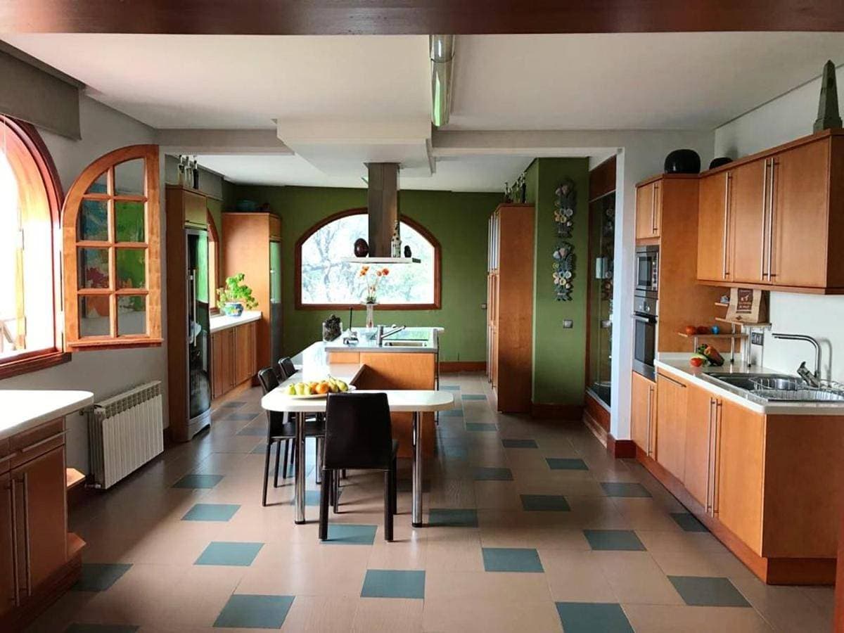 Foto 4 von 13: Four-Bedroom Holiday Home
