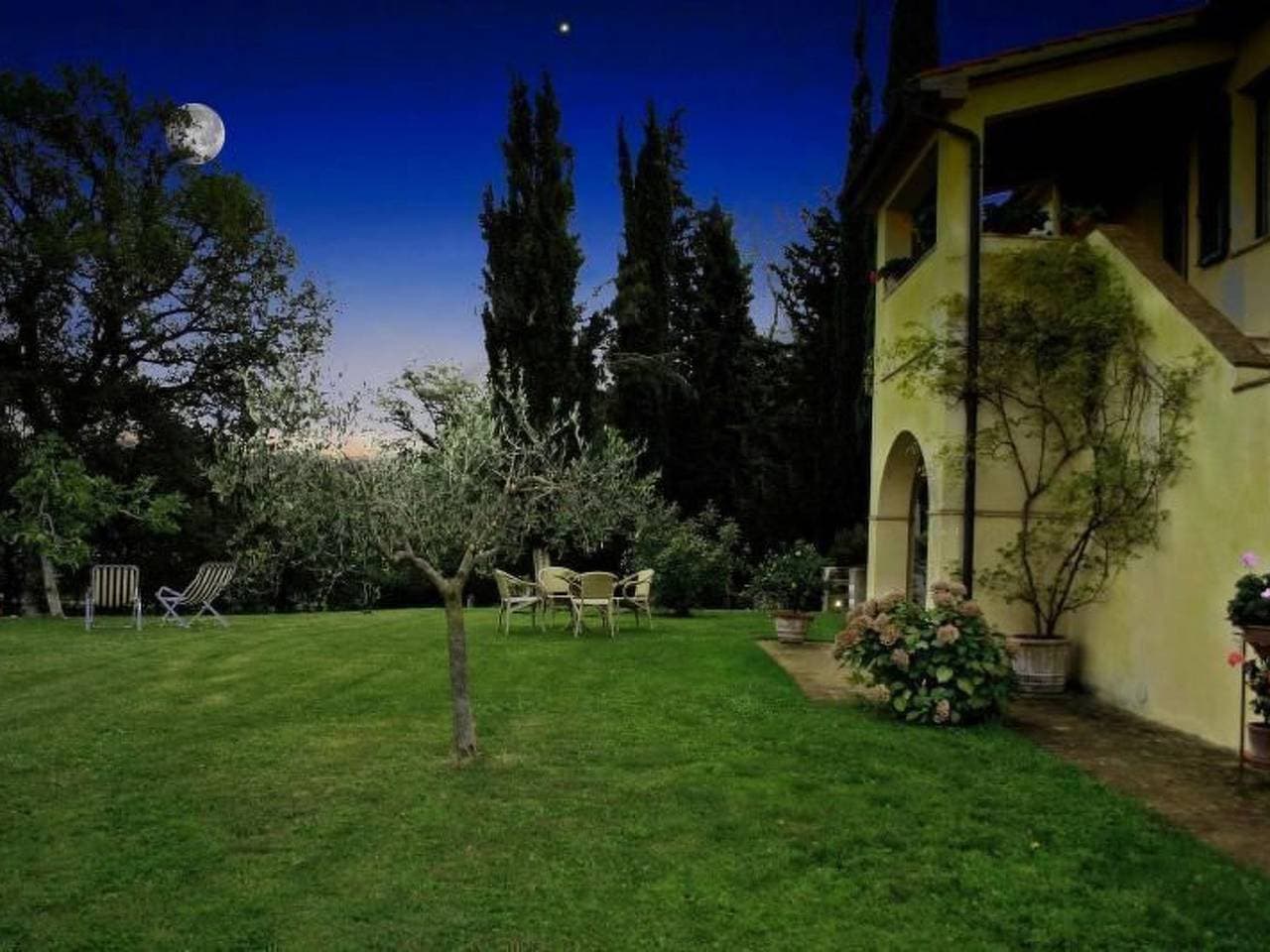 Foto 5 von 30: Haus Claudia mit schönem Garten