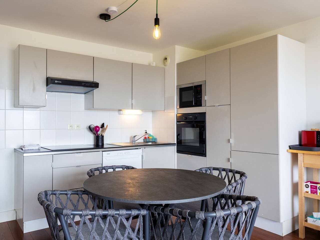 Foto 7 von 21: Apartment 'Les Pieds Dans L'eau' mit Meerblick, privater Terrasse und WLAN