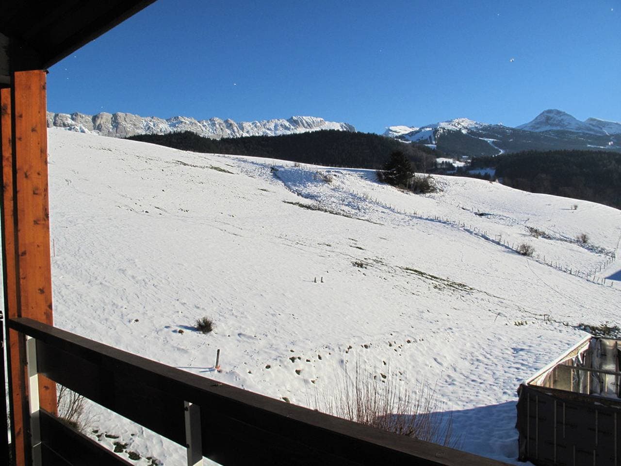 Foto 9 von 12: Studio-Kabine mit Balkon, Bergblick nahe Dorfzentrum