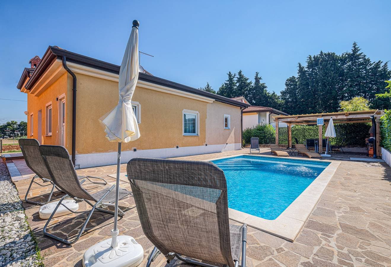 Foto 9 von 40: Villa für acht Personen