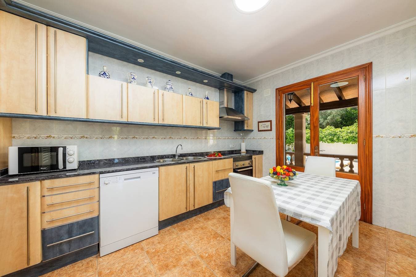 Foto 9 von 27: Ferienhaus 'Pomeres Nou' mit privatem Pool, WLAN und Klimaanlage