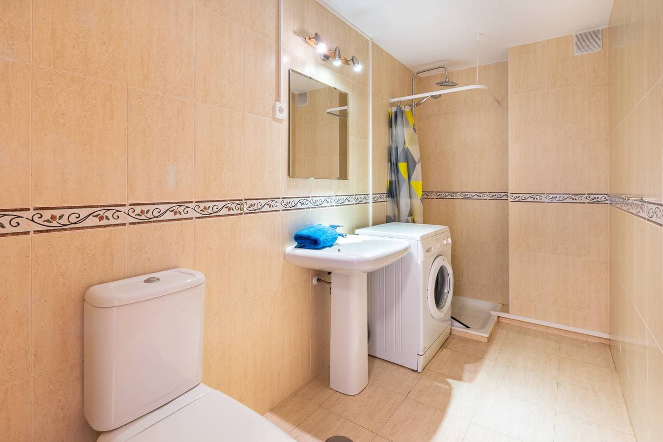 Foto 12 von 26: Don Juan - Rental apartment with sunny terrace in Fuengirola Carvajal