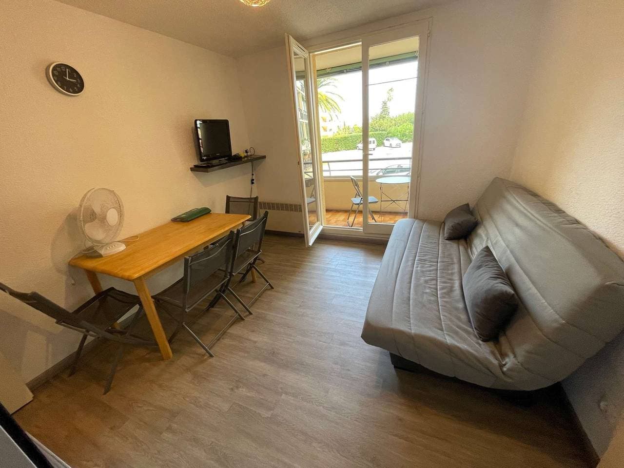 Foto 10 von 14: 1-Zimmer-Wohnung in der Nähe des Strandes von Les Sablettes