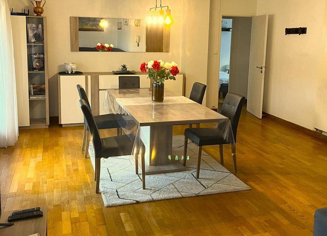 Foto 5 von 24: Two-Bedroom Apartment