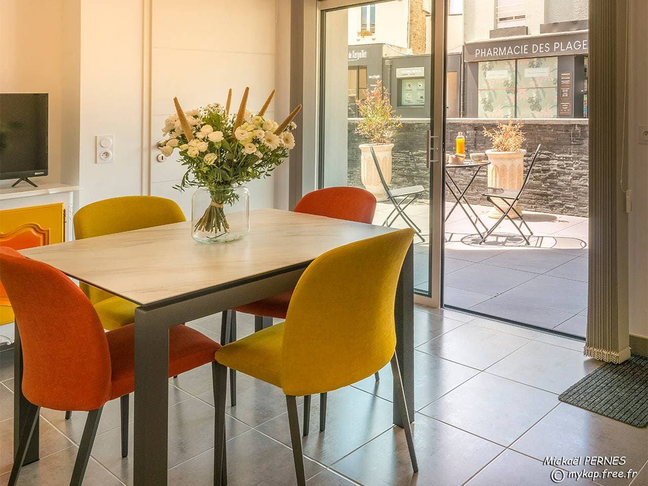 Larmor-Plage: T2 de standing avec terrasse, parking – 50m de la plage, 10m des commerces 1