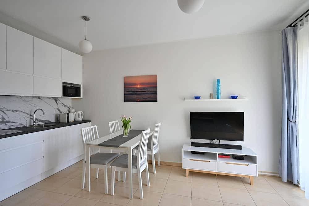 Foto 13 von 26: 2 Zimmer Apartment | 500m zum Strand, großer Balkon am Waldrand gelegen