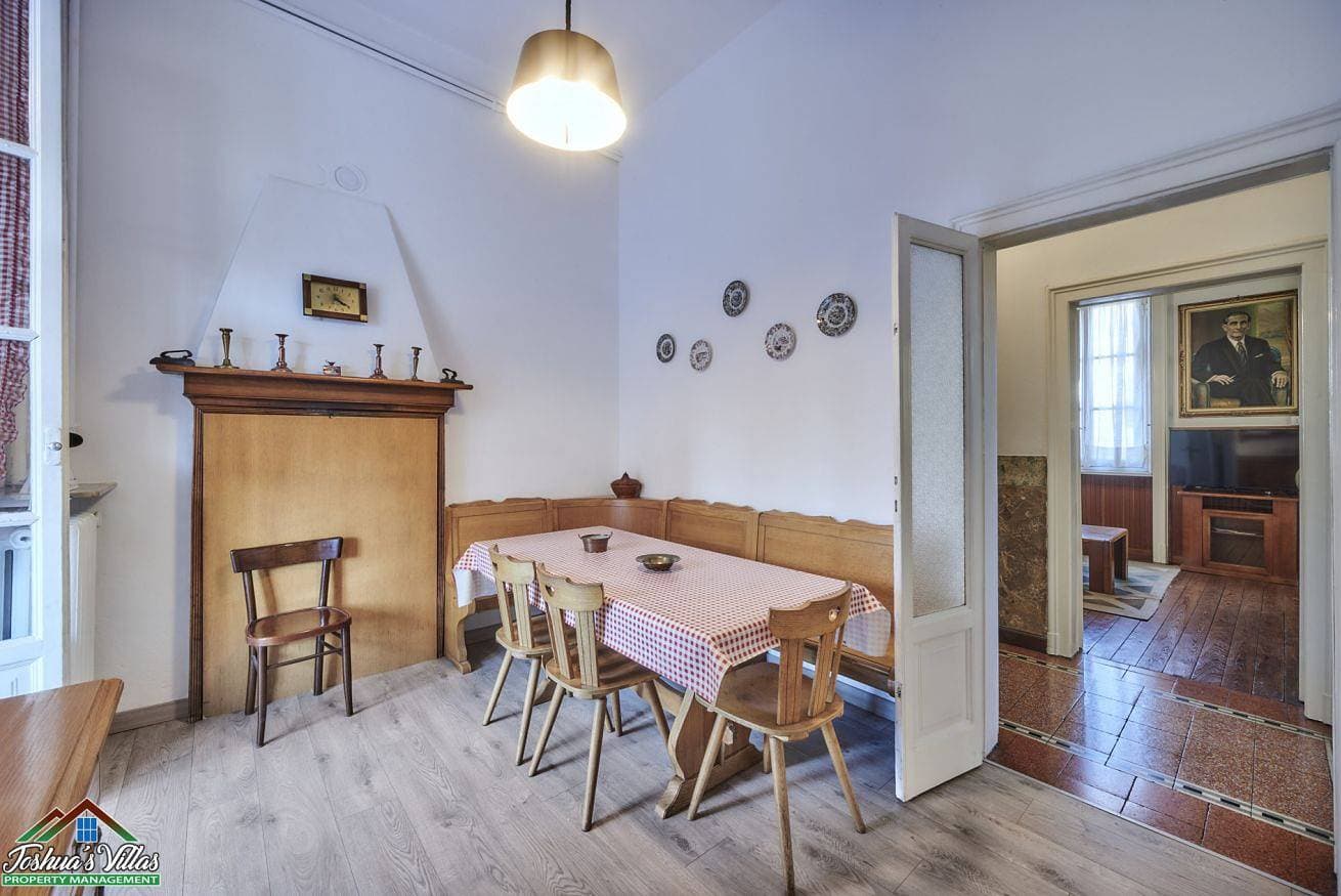 Foto 9 von 42: Villa für 8 Personen mit Garten