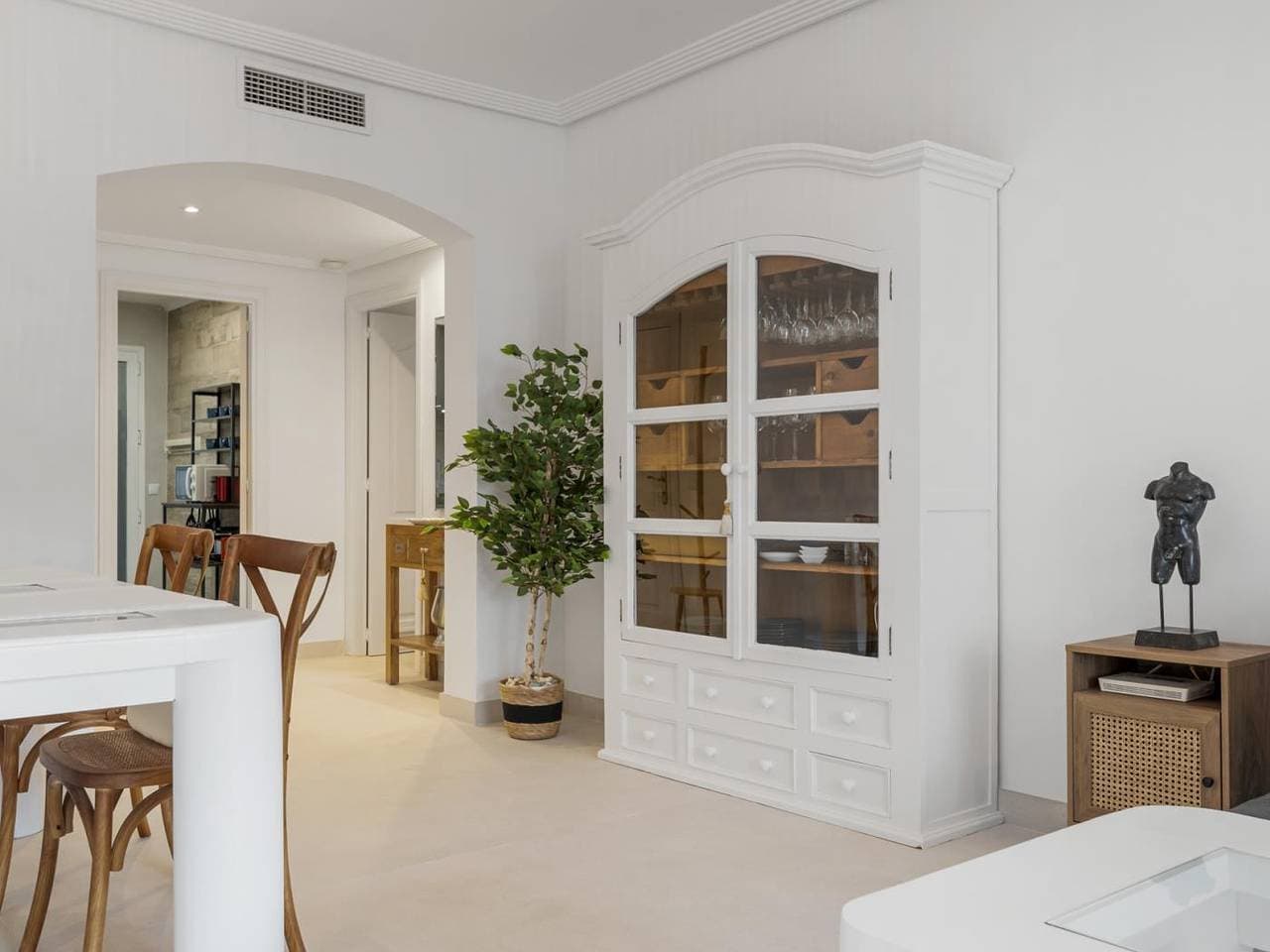 Foto 12 von 37: Ferienwohnung für 4 Personen mit Balkon