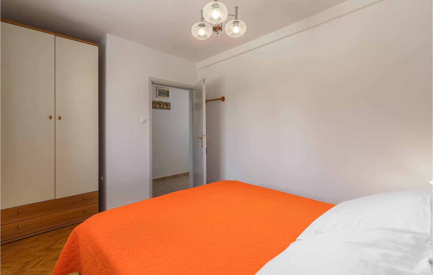 Foto 11 von 22: Apartment am Meer mit Terrasse, Parkplatz und WLAN – 300 m vom Strand entfernt
