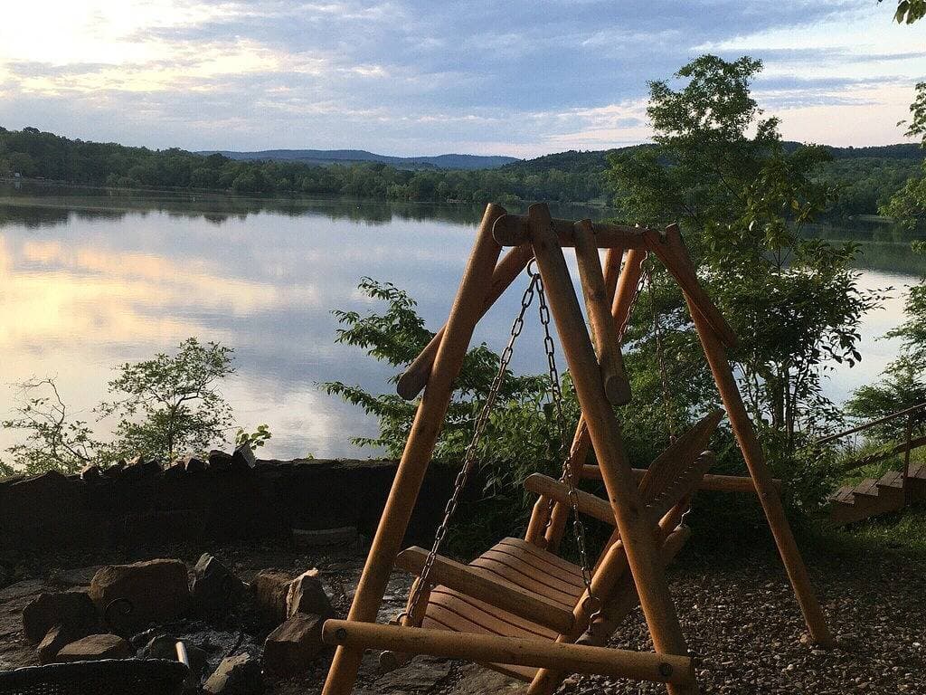Foto 3 von 50: Neues, abgelegenes Ferienhaus in Spencer Bay, Lake Catherine, nur wenige Minuten von Track & Town entfernt