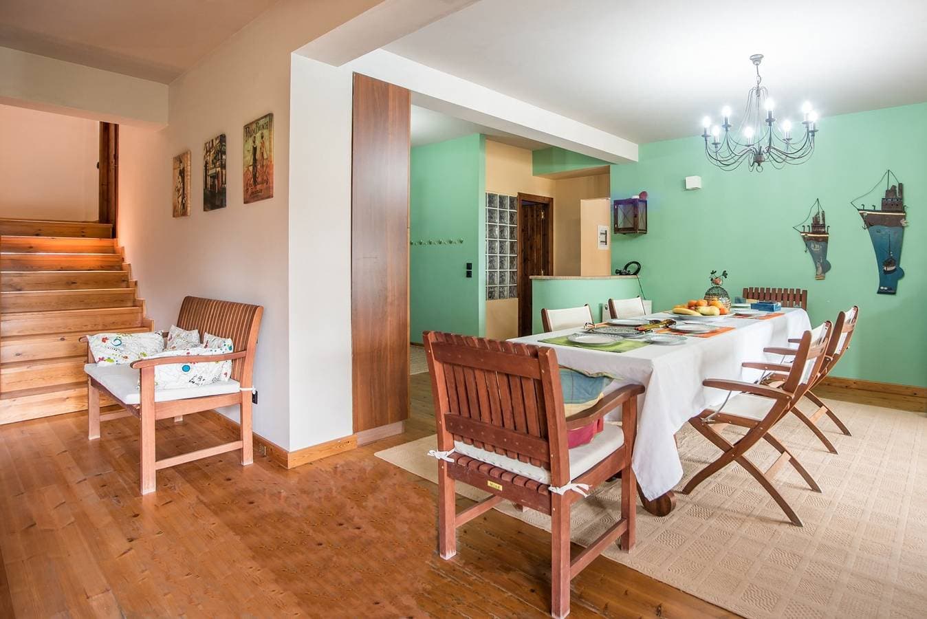 Foto 12 von 56: Villa für 6 Personen mit Balkon