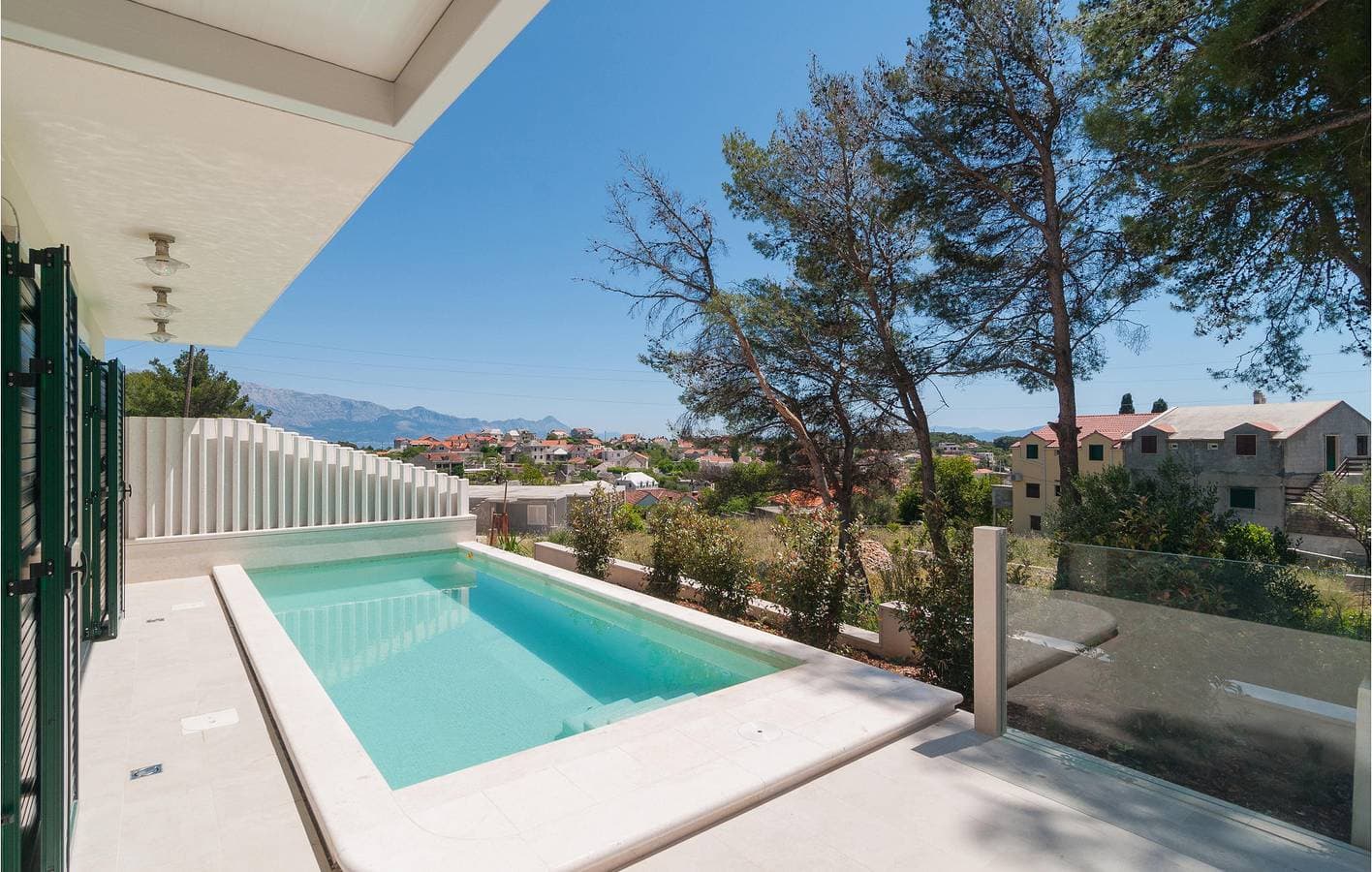 Foto 5 von 28: Geräumige 150 m² große Wohnung mit Pool und Terrasse, 1 km vom Strand entfernt