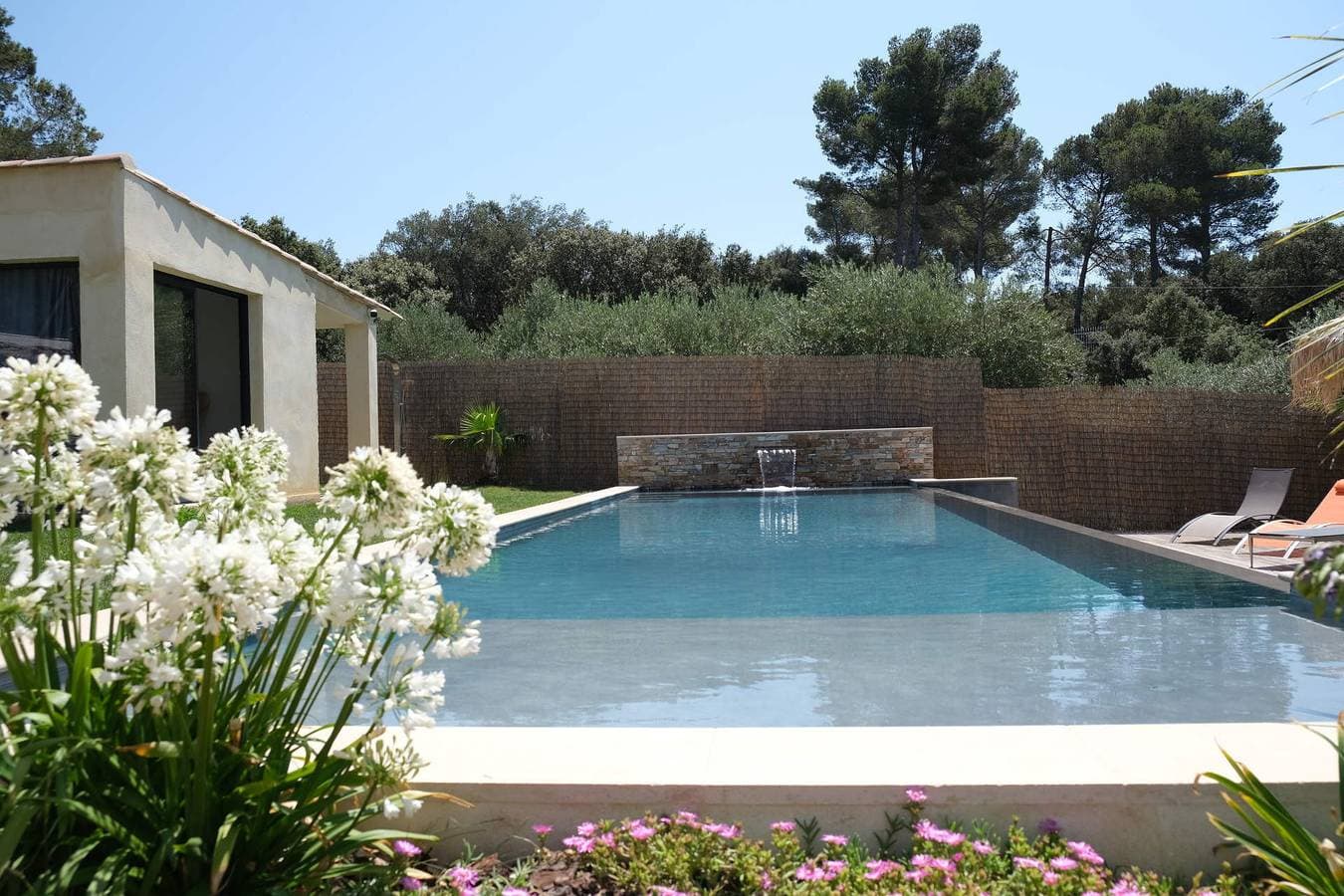 Foto 2 von 57: Location vacances piscine Saint Chamas.