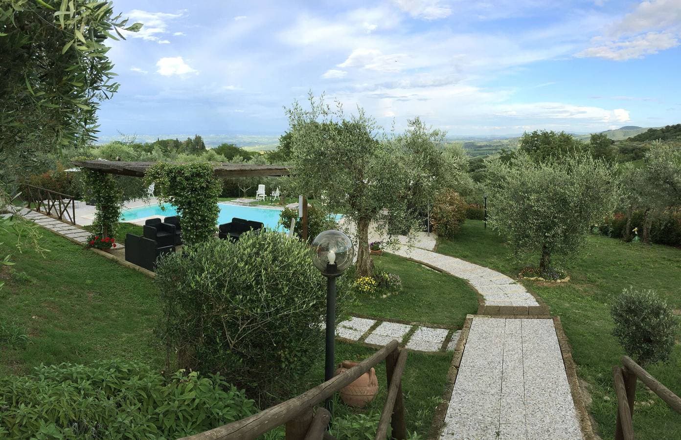 Foto 4 von 18: Villa Le Ripe Apartments - Gambassi Terme, Toscana - La Tinaia - Villa Le Ripe