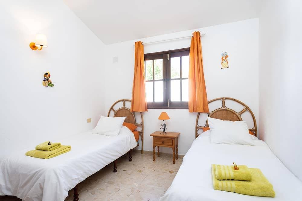 Foto 3 von 30: Excellent Zwei Schlafzimmer-Villa mit herrlichem Ausblick und privatem Pool