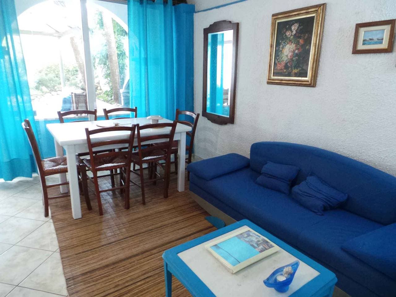 Foto 12 von 40: Ferienwohnung mit gemütlicher Terrasse und Grill