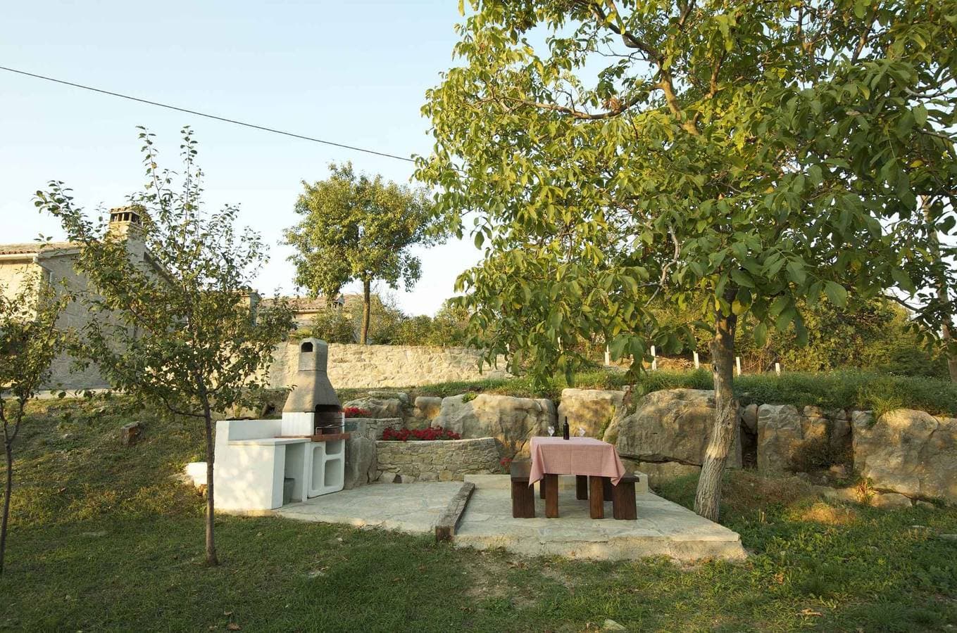 Foto 4 von 25: Ferienhaus in ruhiger Lage mit Pool