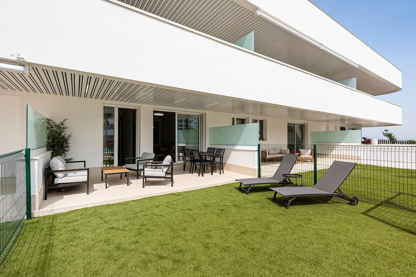 Foto 3 von 22: Horus Beach Paradise – Exklusive Strandwohnung mit Terrasse in Torre del Mar