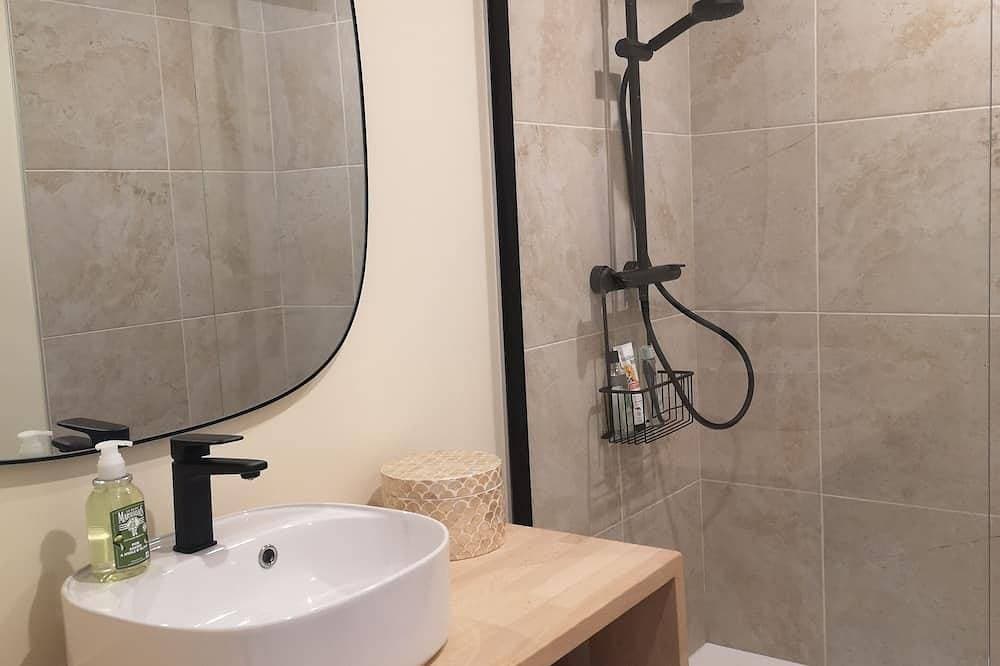 Foto 5 von 21: Delightful 2-bedroom apartment with WiFi in charming Épinal and Private car park