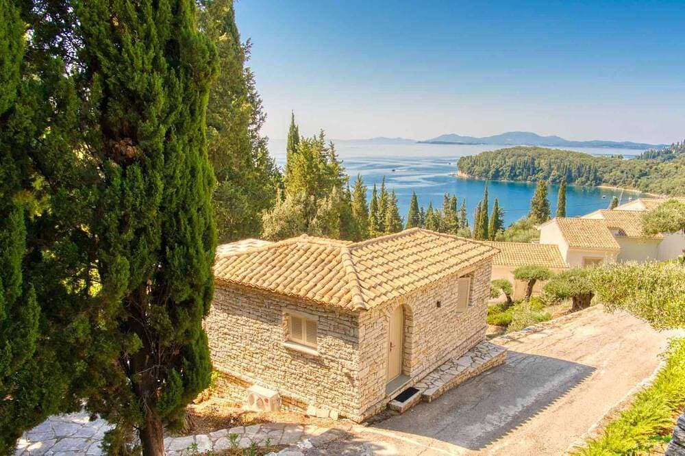 Foto 9 von 30: N-E Küste / Paleopetres Kalami Luxussuite Kvi / 200m vom Strand / Meerblick / Pool