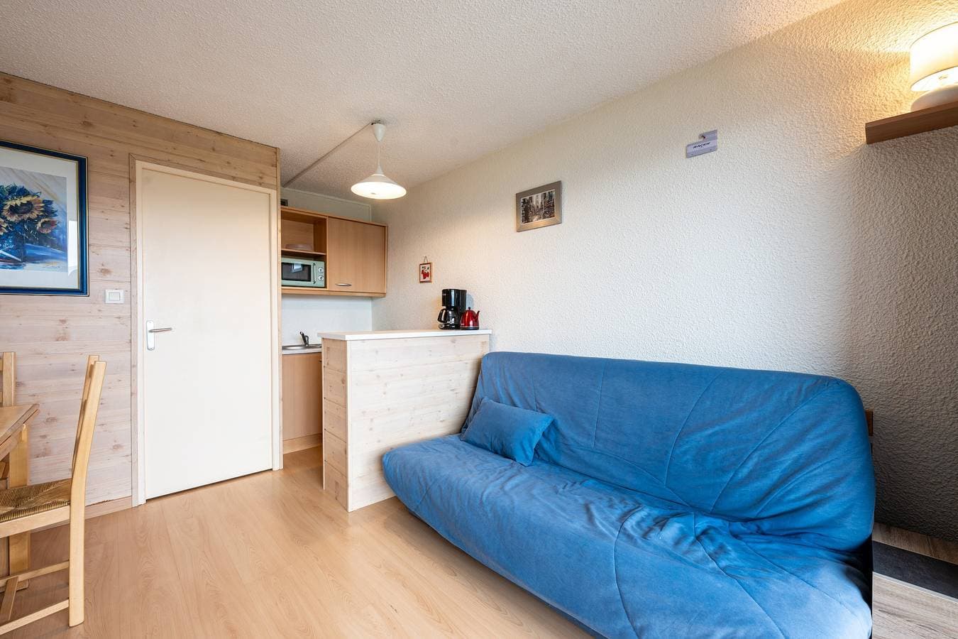 Foto 7 von 23: Studio-Apartment 'Avec Vue Splendide' mit Bergblick und Balkon