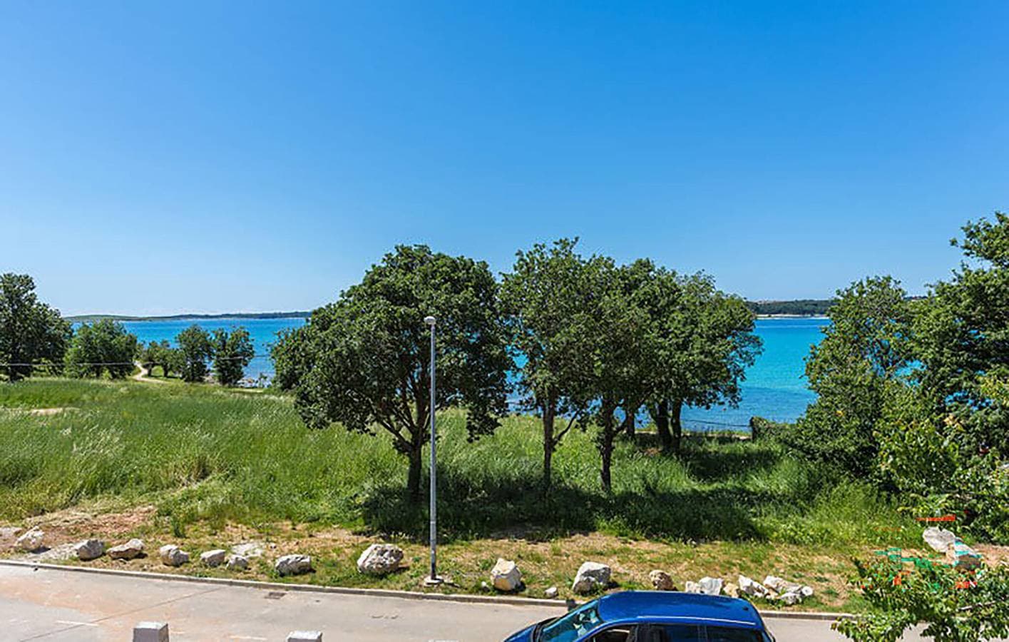 Foto 11 von 15: Apartment mit Panoramablick, WLAN und Parkplatz in der Nähe des Strandes Bijela