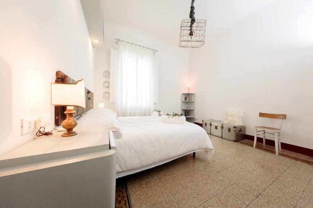 Foto 4 von 30: Casa Amelie - Apartment In Florence Free WIFI + Ethernet