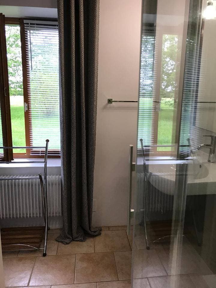 Foto 7 von 8: King Room with Garden View