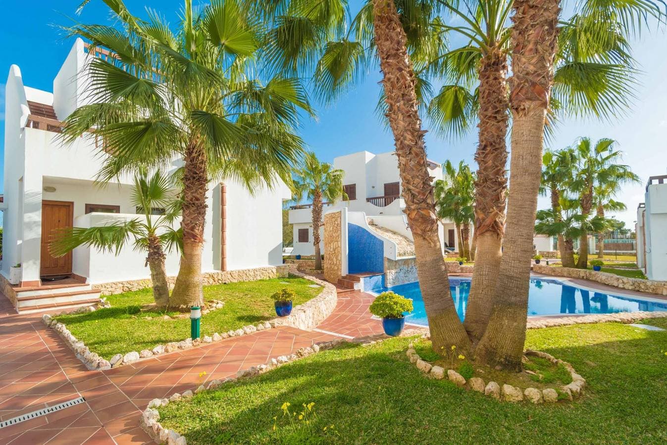 Foto 4 von 38: Marina D'Or IV Casa 5 - Ferienhaus mit Gemeinschaftspool in Cala D'Or. WiFi gratis