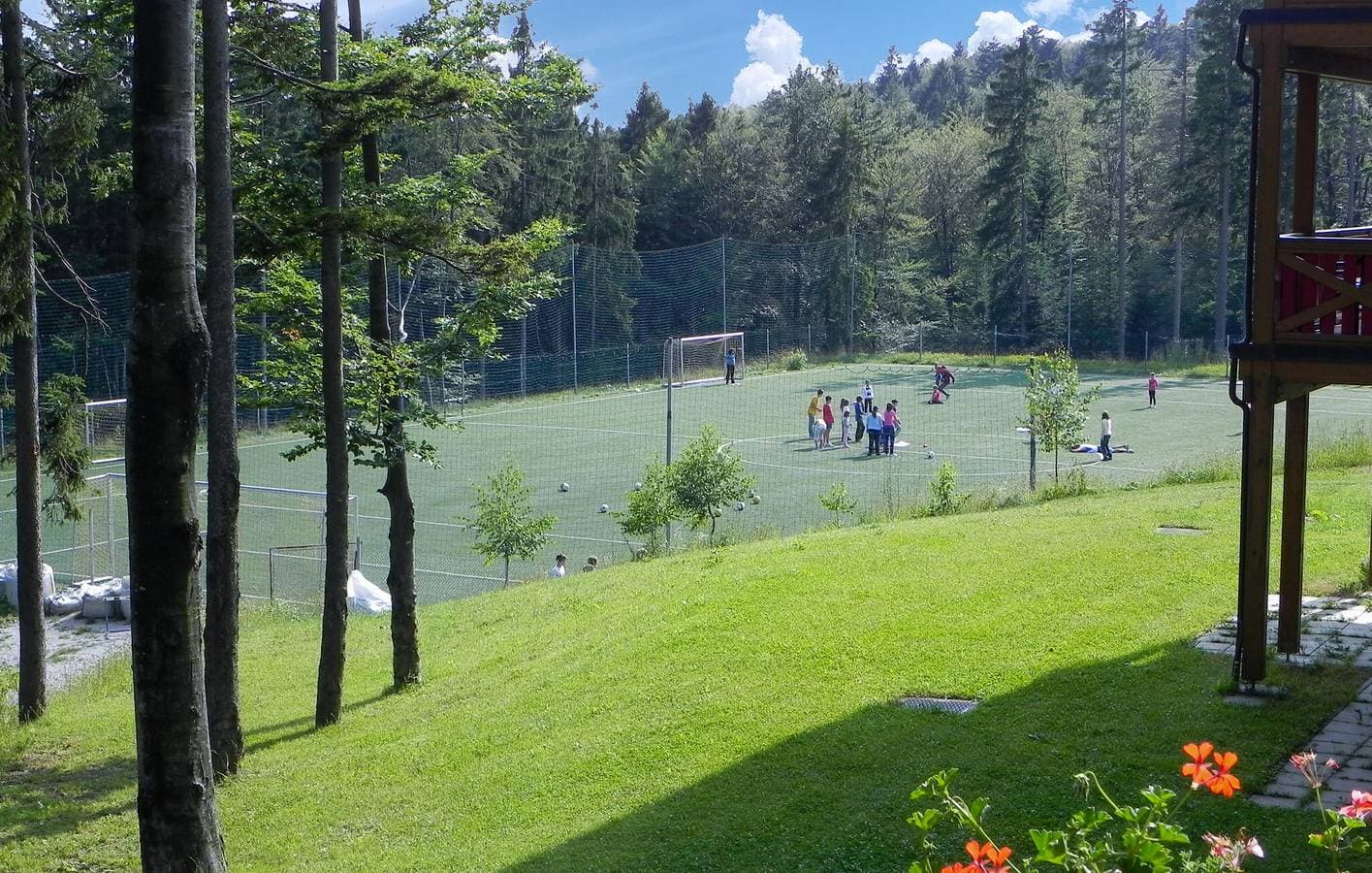 Foto 13 von 27: Ferienwohnung für 11 Personen mit Garten