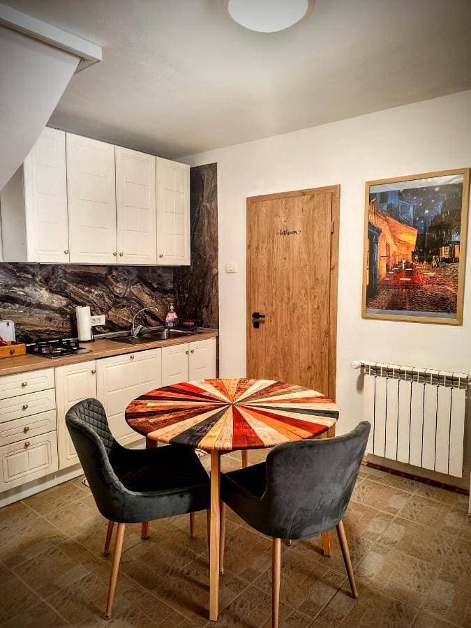 Foto 5 von 14: One-Bedroom Apartment