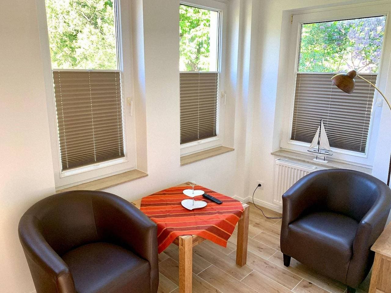 Foto 4 von 12: Kleine, frisch renovierte Zwei-Zimmerwohnung