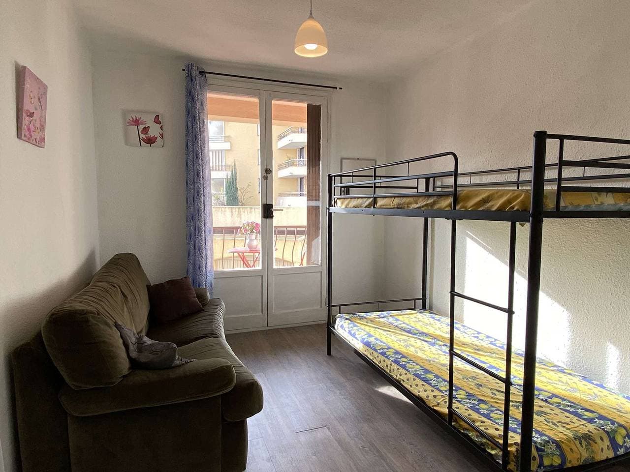 Foto 9 von 20: Appartement 3 pièces/6 pers. à Fréjus - Proche plage, balcon, parking, équipement complet