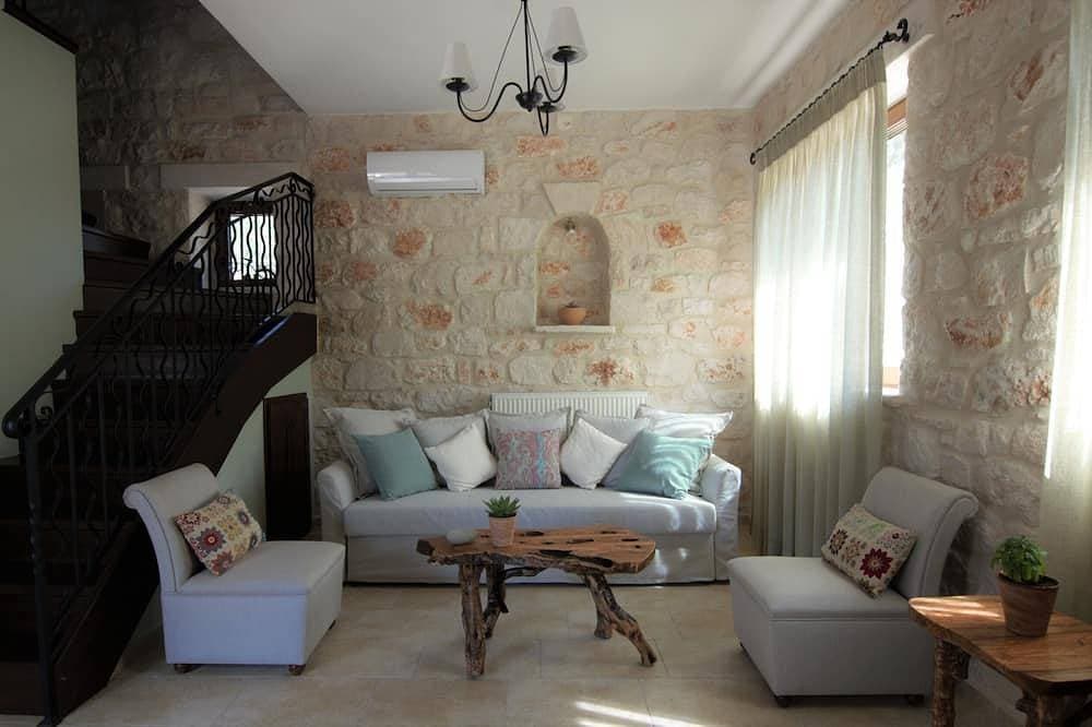 Foto 6 von 10: Rosemary Cottage, Lioriza Houses Zakynthos