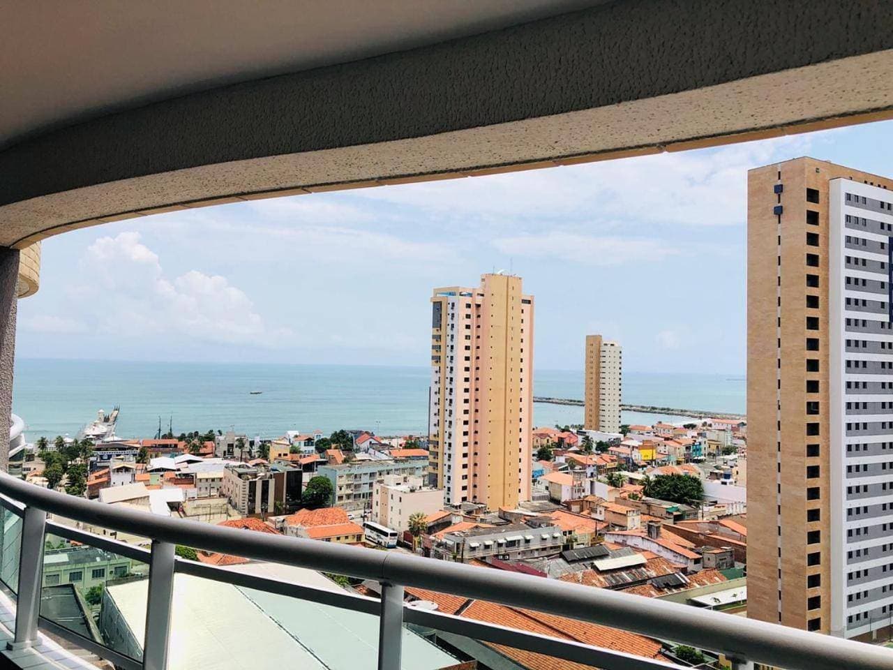 Foto 13 von 42: Apartment with Sea View