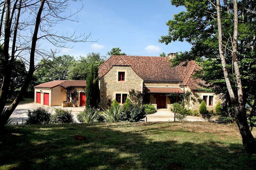 Wunderschöne ländliche Umgebung - 12 km von Sarlat, Höhlen von Domme Lascaux und Fois Grois entfernt... 1