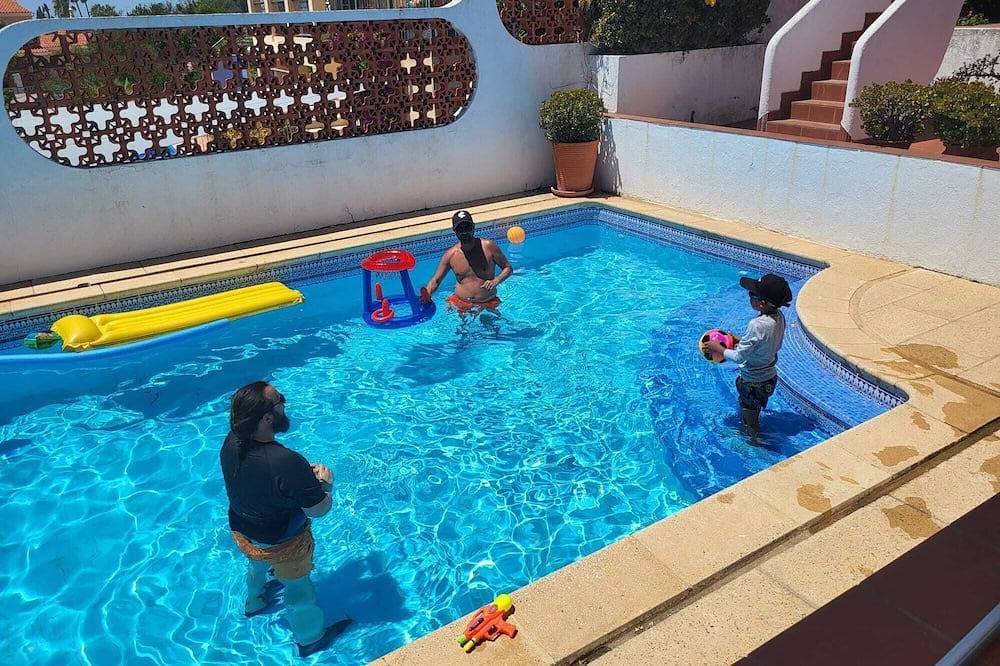 Foto 8 von 15: Luxus-Villa mit Apartment Pool, Garten und Grill ideal für Corporate & Familiengruppe