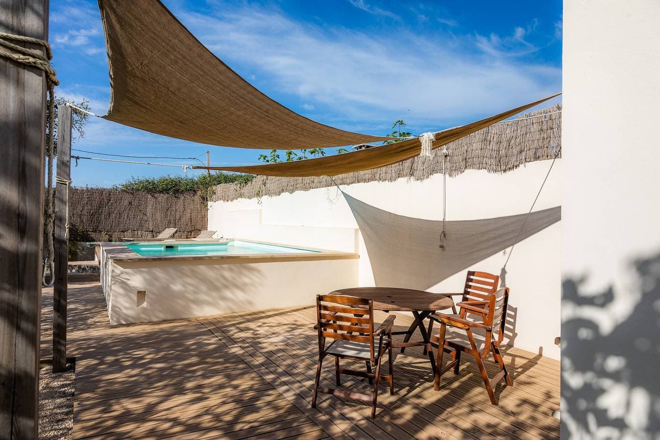 Foto 3 von 25: Landhaus 'Finca Es Canyaret' mit Bergblick, Pool und Garten