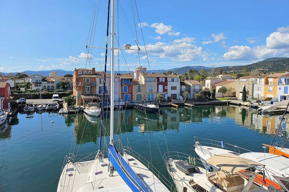 Foto 11 von 11: Apartment for 4 people in the heart of Port Grimaud – Canal views  et  Wi-Fi