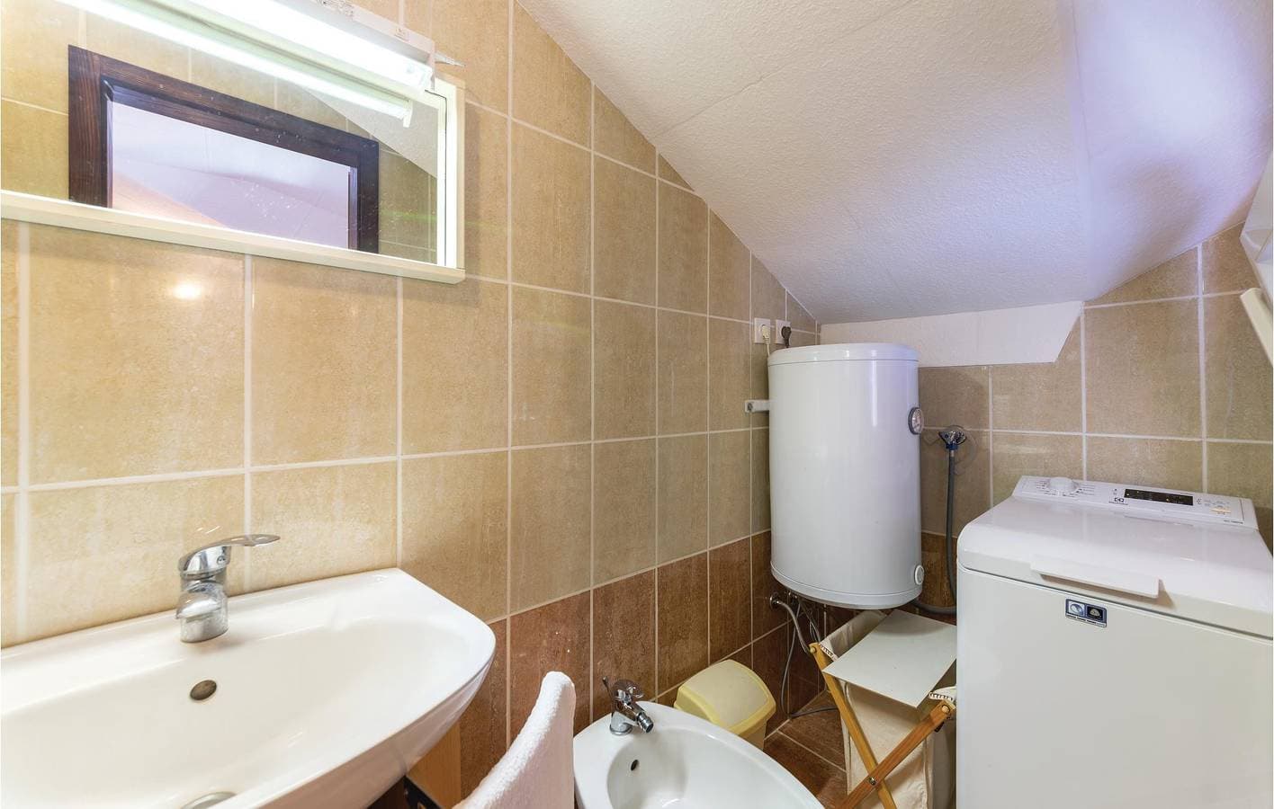 Foto 12 von 21: Gemütliche Ferienwohnung mit Terrasse, WLAN und Parkplatz in der Nähe der Küste und des Stadtzentrums