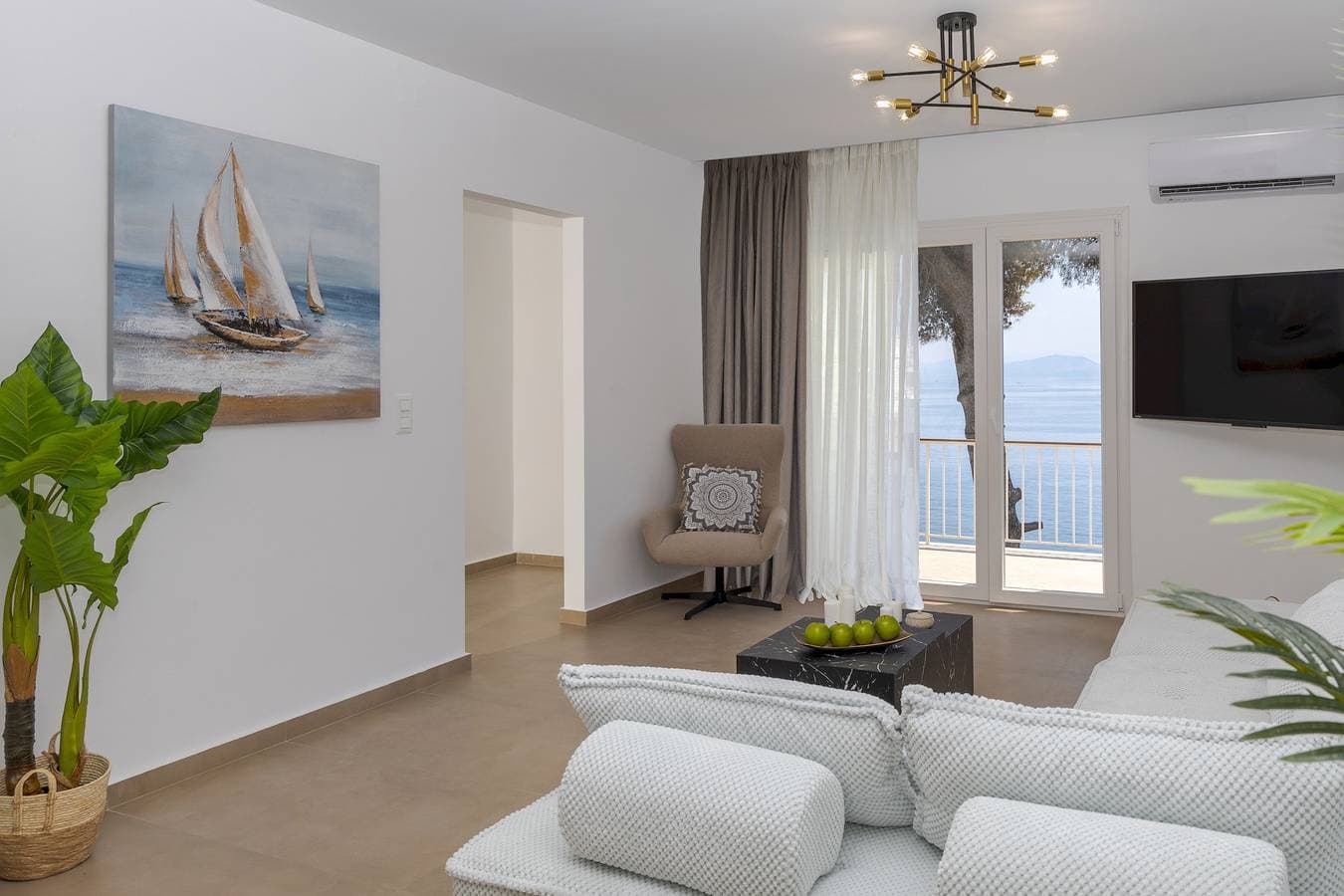 Foto 4 von 62: Villa für 8 Personen mit Pool