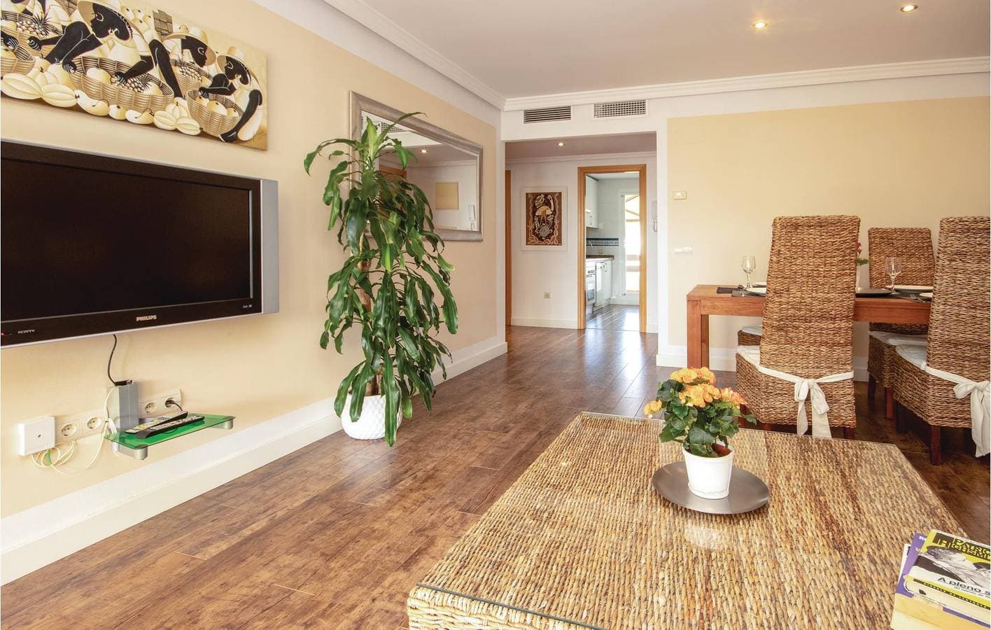 Foto 7 von 23: Oase am Strand: 74qm mit Parkplatz, Pool, Terrasse und Internet