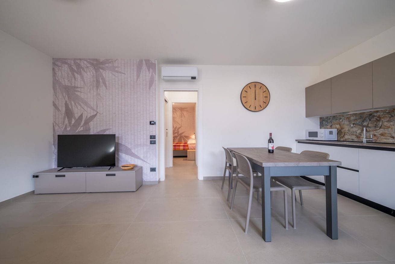 Foto 2 von 12: ApartmentsGarda - I Fiori D'Ulivo B - Oleandro