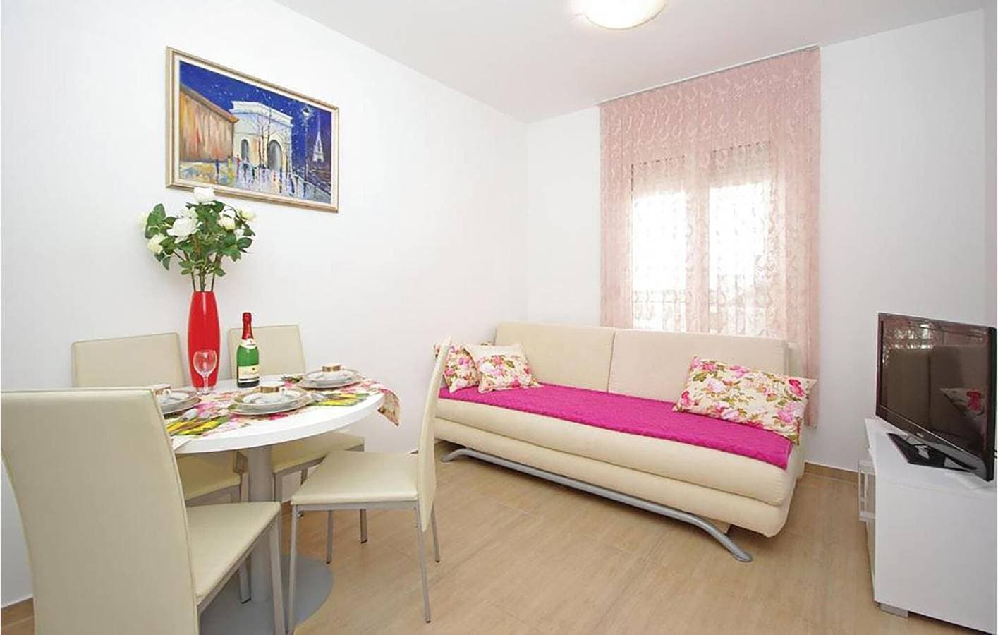 Foto 5 von 23: Gemütliche Ferienwohnung mit Meerblick, Pool, Parkplatz und Terrasse – 800 m vom Strand entfernt