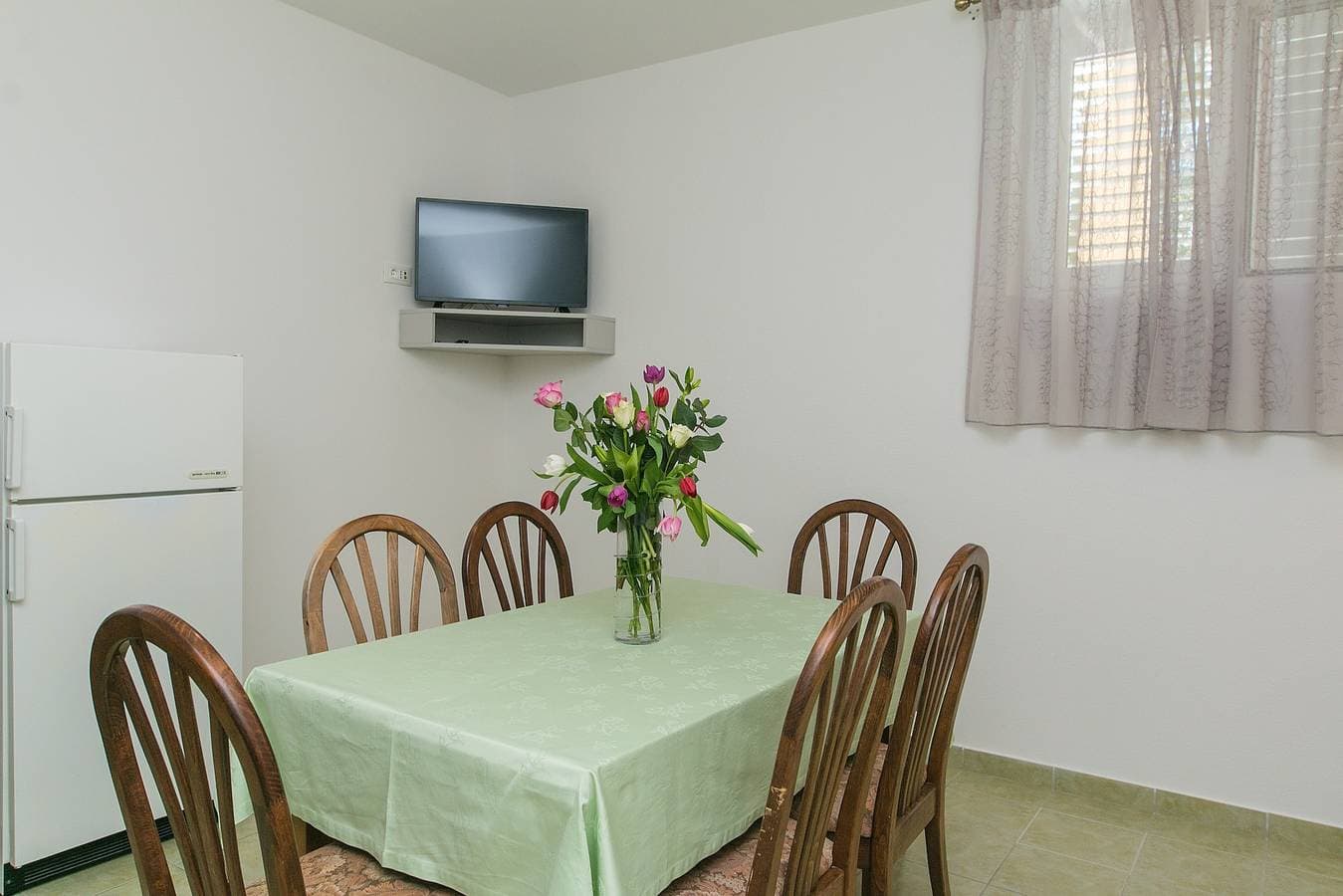 Foto 11 von 36: 3-Zimmer-Ferienwohnung mit Terrasse und Meerblick Brela, Makarska A-2717-b