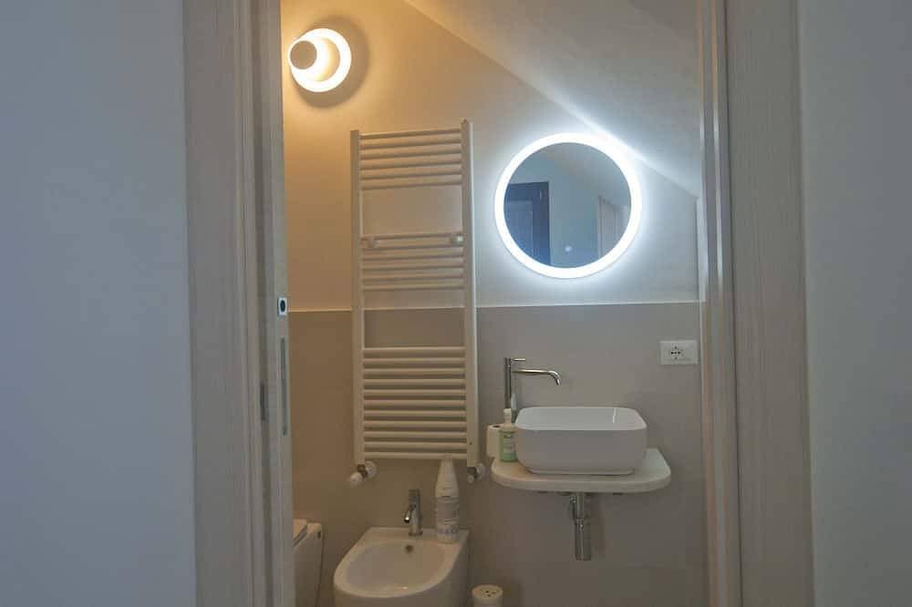 Foto 3 von 14: Renovated Holiday House in Castellammare del Golfo - Historic Center