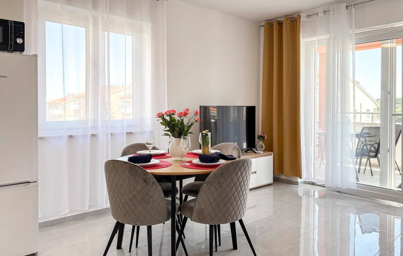 Foto 13 von 25: Gemütliche Ferienwohnung mit Terrasse, WLAN und Parkplatz, 1 km vom Strand Bijela entfernt