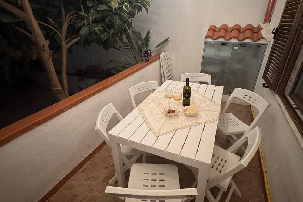 Foto 11 von 28: Janas Holiday House: in the heart of southern Sardinia. Sea and real Sardinia.