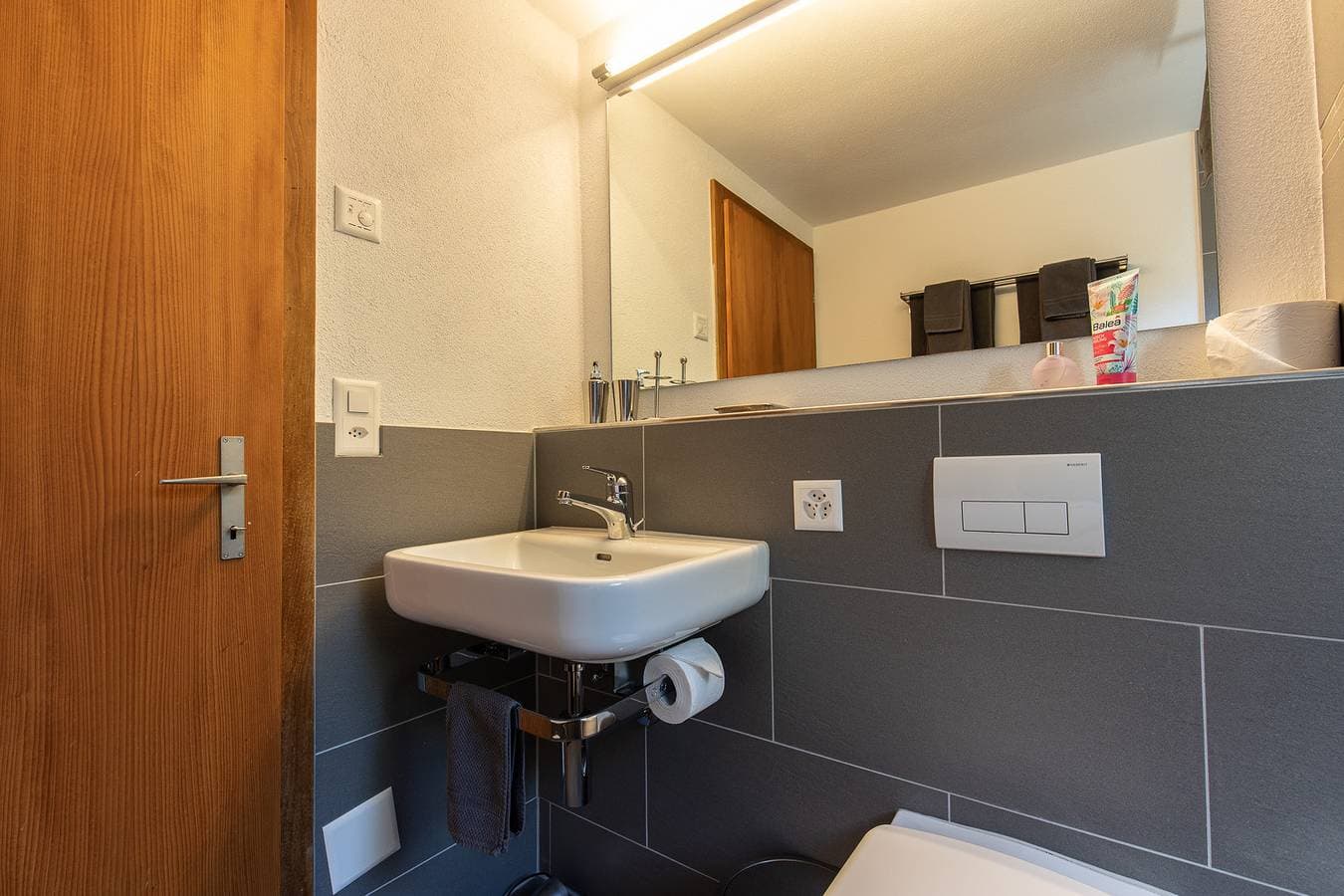 Foto 13 von 20: Chasa Buorcha: Renovierte, aussergewöhnliche 1.5-Zimmer-Dachwohnung mit grossem Panorama-Balkon